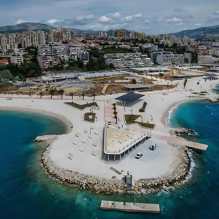 Bonus And Private Parking * 斯普利特