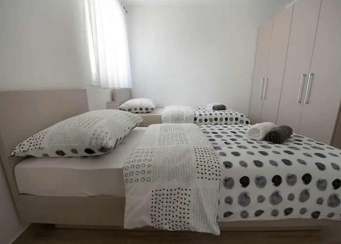 Bonus And Private Parking 公寓 斯普利特