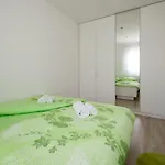 Bonus And Private Parking Daire *